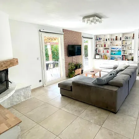 Дом отдыха Maison Almanarre *